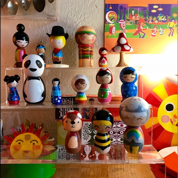 KOOL KARMA GOODS🔆🌞 💮👄💄🧥🧣👢👜🕶❤️🌟💥✨🌈 - Picture 7 of 8